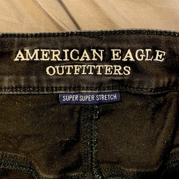 American Eagle High Rise Denim Shorties - Picture 3 of 4